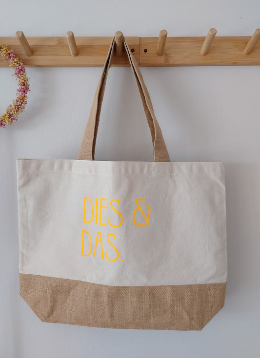 Jutetasche mit Neonaufschrift
